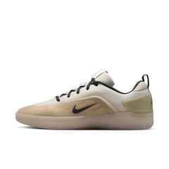 Nike SB Zoom Nyjah 4 - Desert Khaki/Dark Smoke Grey