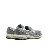 New Balance Unisex 1906 Loafer Silver Grey