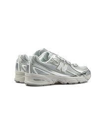 New Balance U740 Metallic Silver