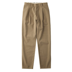 UNIVERSAL OVERALL TUCK TAPERED PANTS