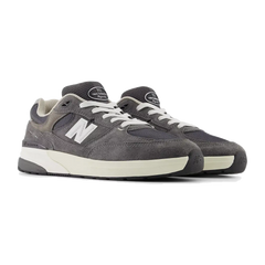 New Balance Numeric 933 Andrew Reynolds - Dark Grey/White