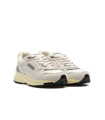 Autry Hyperway Low Women's Suede White