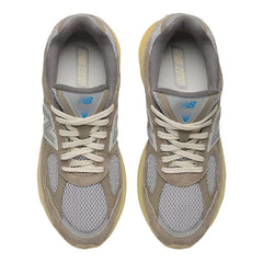 NEW BALANCE MEN'S 2010 GREY DAYS