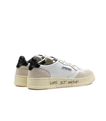 Autry Medalist Low Woman Match Suede